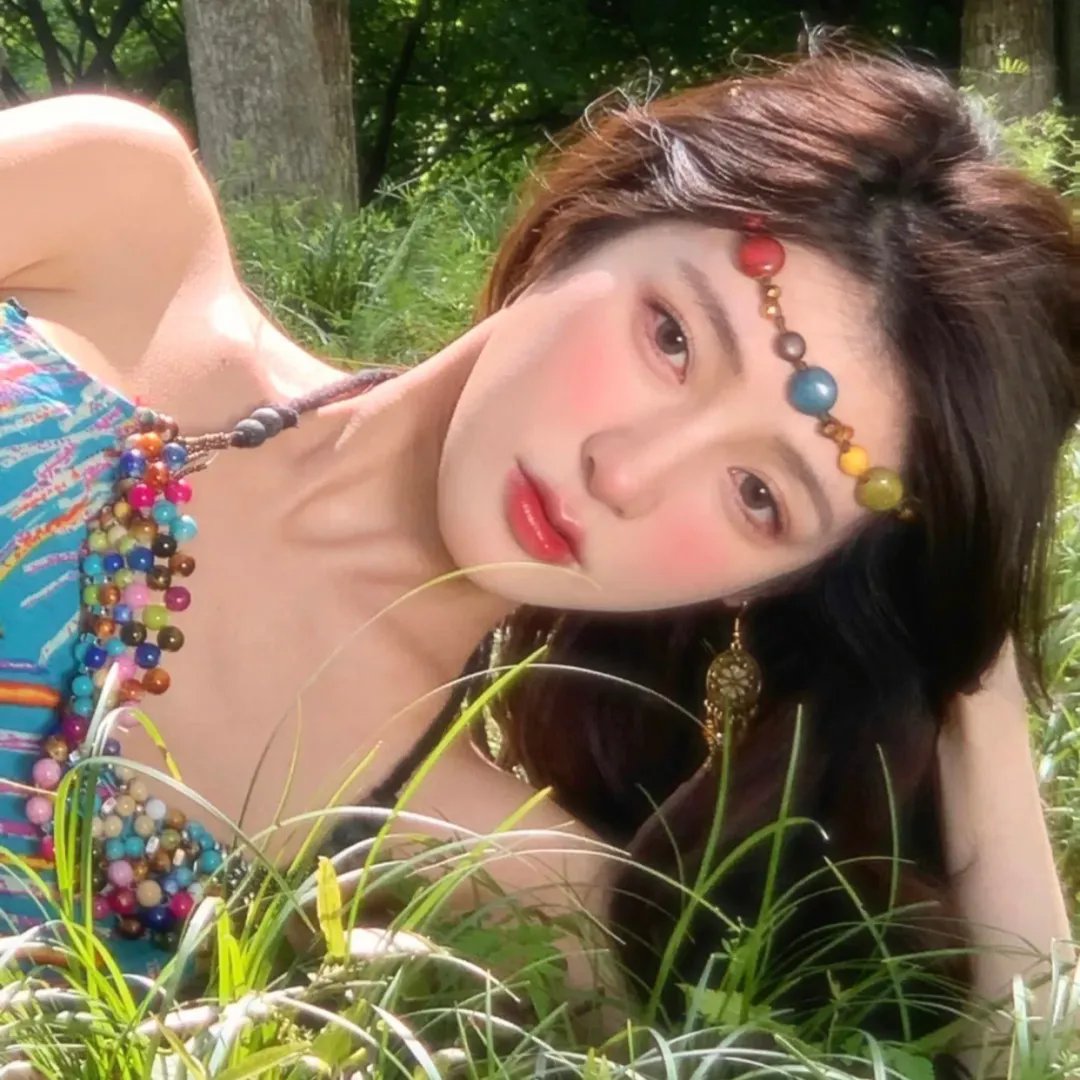 脸庞，村庄